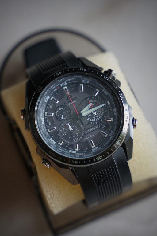 Casio Edifice EQS500C 1A1 Solar powered Men s Fashion Watches Accessories Watches on Carousell
