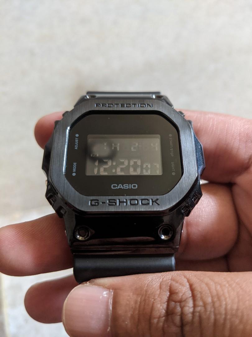jam g shock petak besi