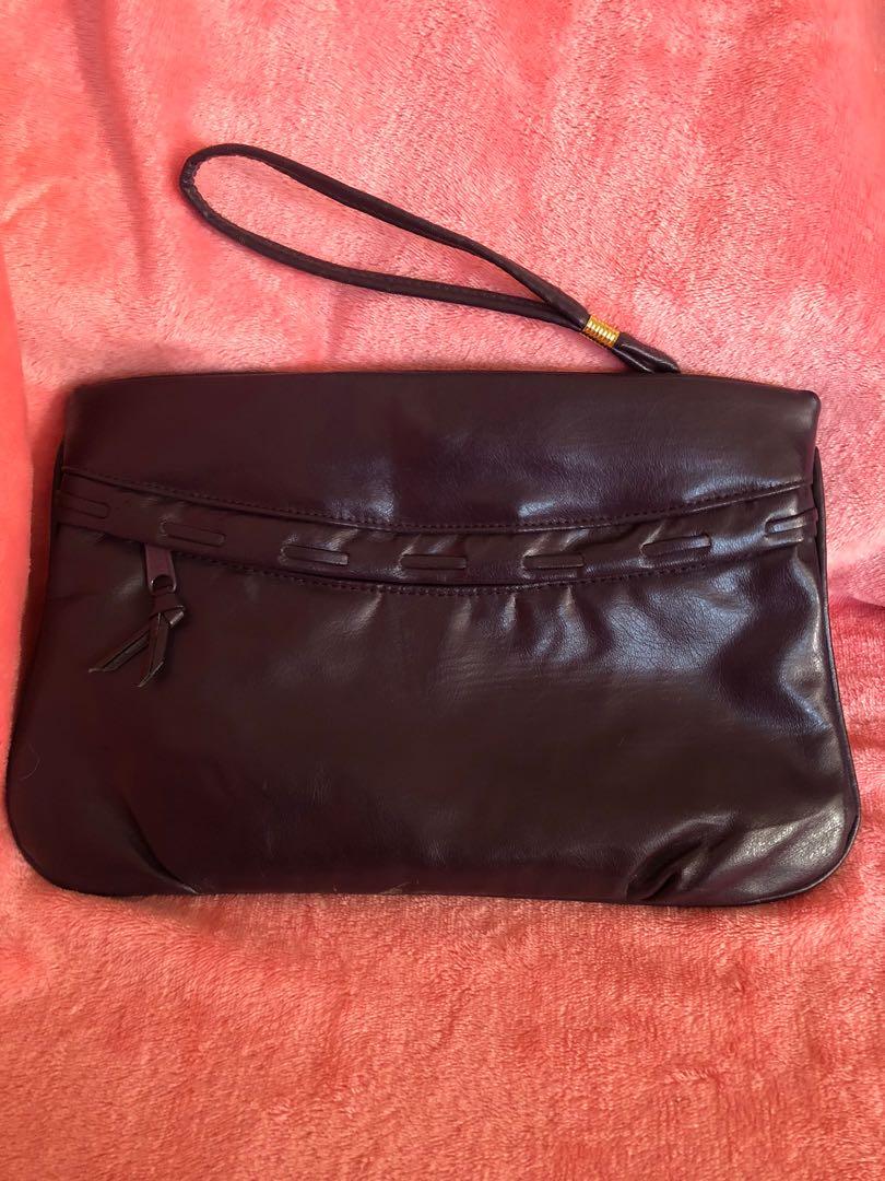 SALE!!! Charisma Clutch Bag (Category: Clutches) located in Bulacan. Submitted by le_verne (Listing ID 1068080568, Image 1). Description: Purple colored clutch bag from U.S. Multiple compartments. Last price. No haggling please. Need to buy my parent's medication and other health needs..