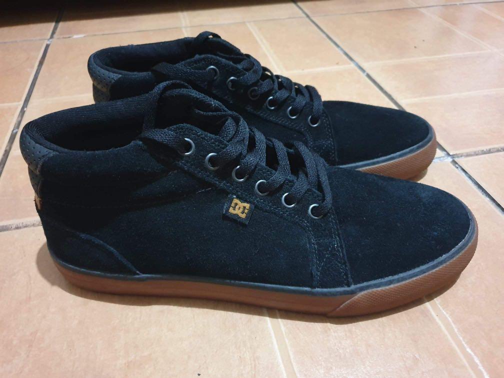 DC Impact 5 Super Suede Men s Fashion Footwear Sneakers on