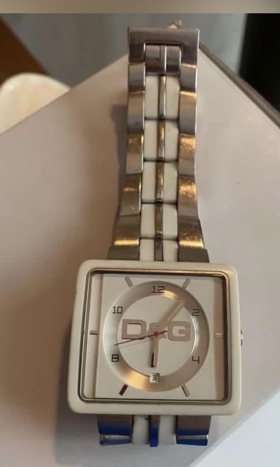 d&g wrist watch