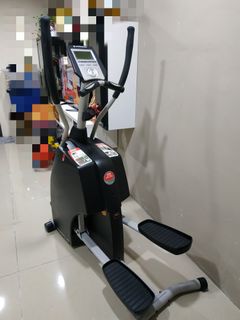 Ironman online 600e elliptical