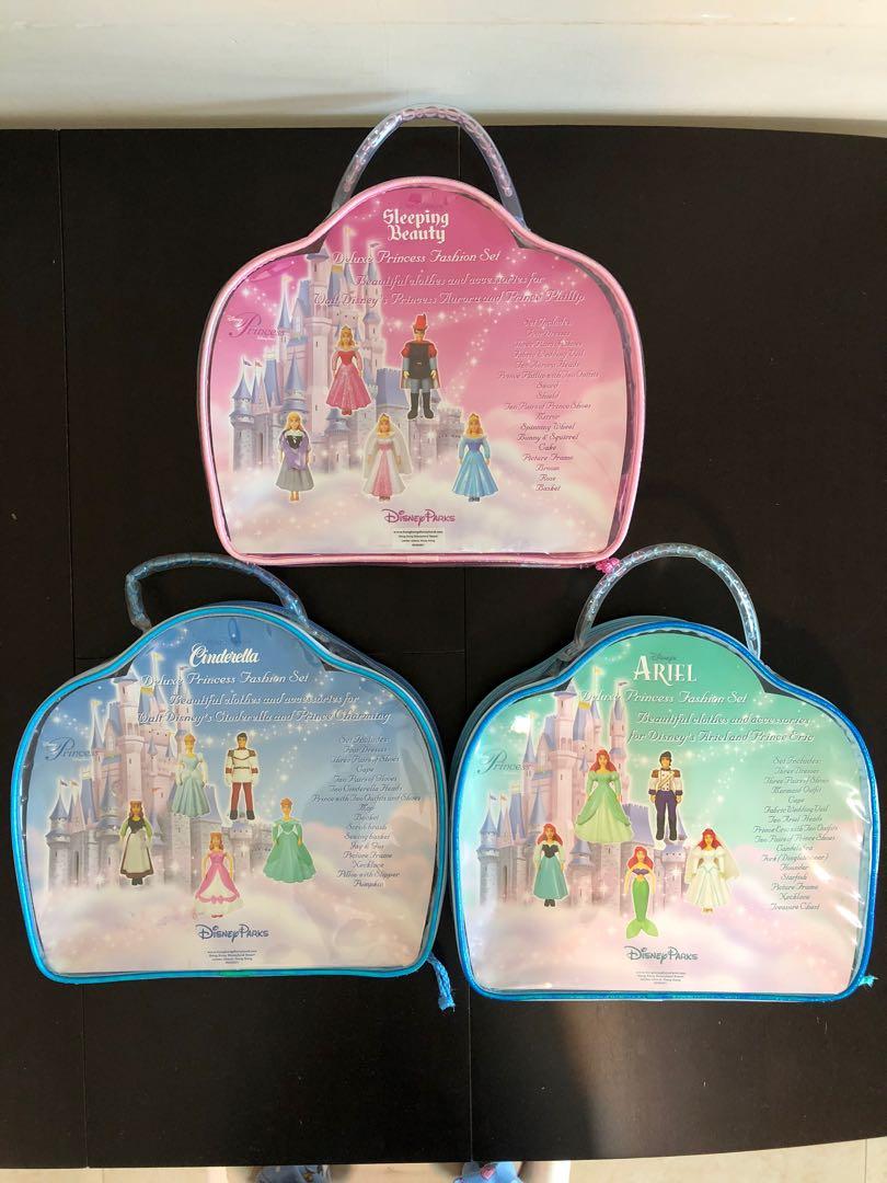 Disney Deluxe princess Fashion Set, 興趣及遊戲, 玩具& 遊戲類