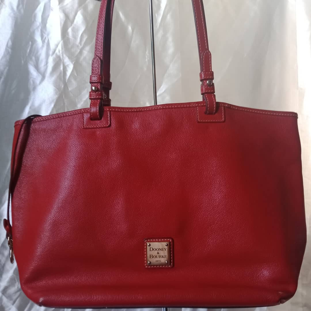 Dooney bourke deals red handbag