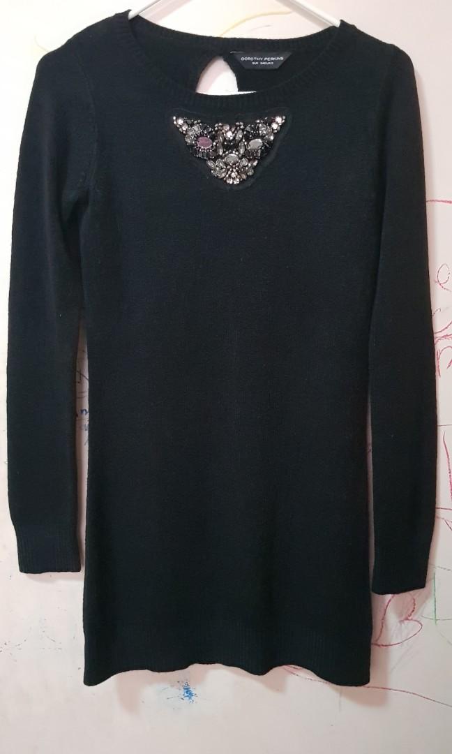 Dorothy Perkins black dress (Category: Dresses) located in Quezon City. Submitted by bons83 (Listing ID 1068023863, Image 1). Description: worn once almost new stretch knitted fabric fits small to medium.