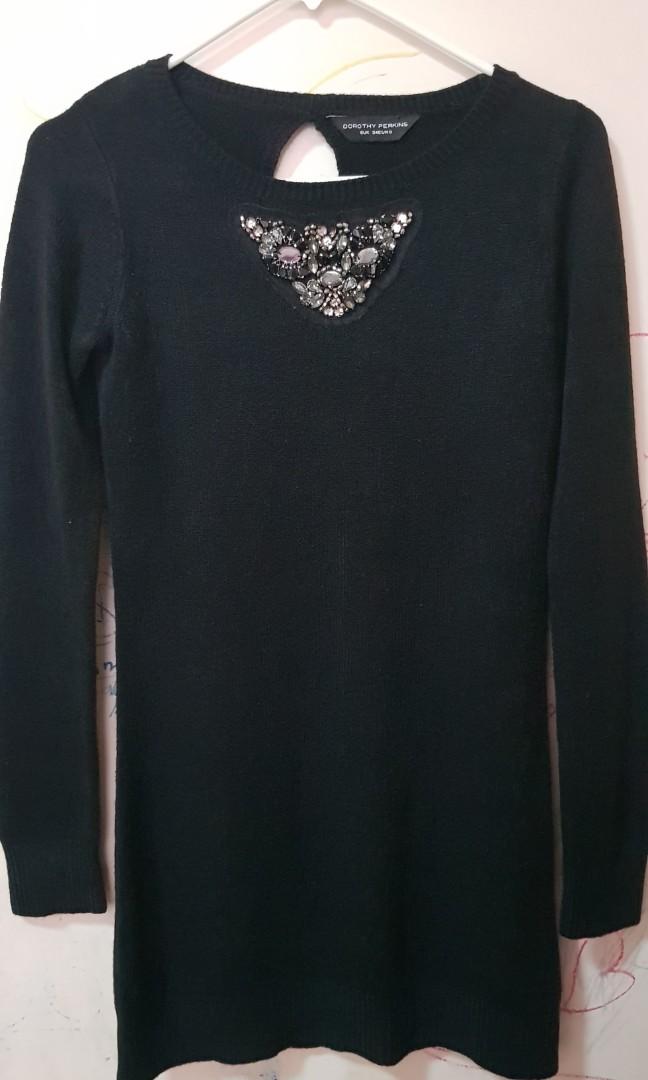 Dorothy Perkins black dress (Category: Dresses) located in Quezon City. Submitted by bons83 (Listing ID 1068023863, Image 2). Description: worn once almost new stretch knitted fabric fits small to medium.