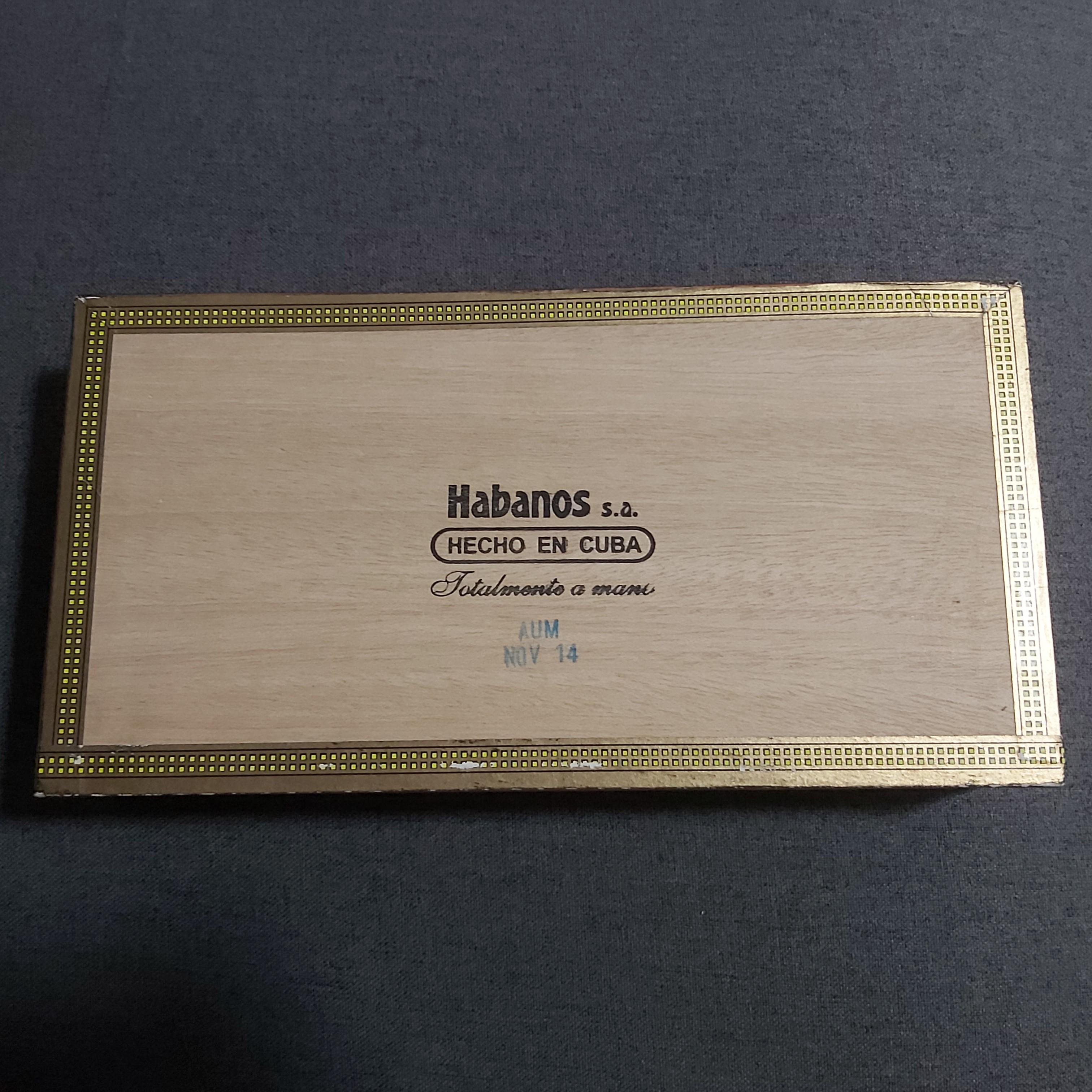 Empty cigar boxes (Category: Vases & Decorative Bowls) located in Kuala Lumpur. Submitted by jourise (Listing ID 1068124171, Image 3). Description: Various types and designs available. Buy more for better prices..