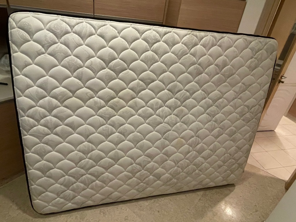 iso queen mattress and bed frame