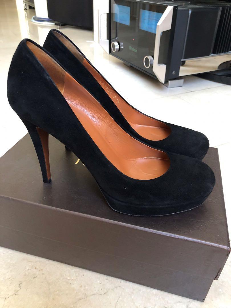 Gucci classic platform heels