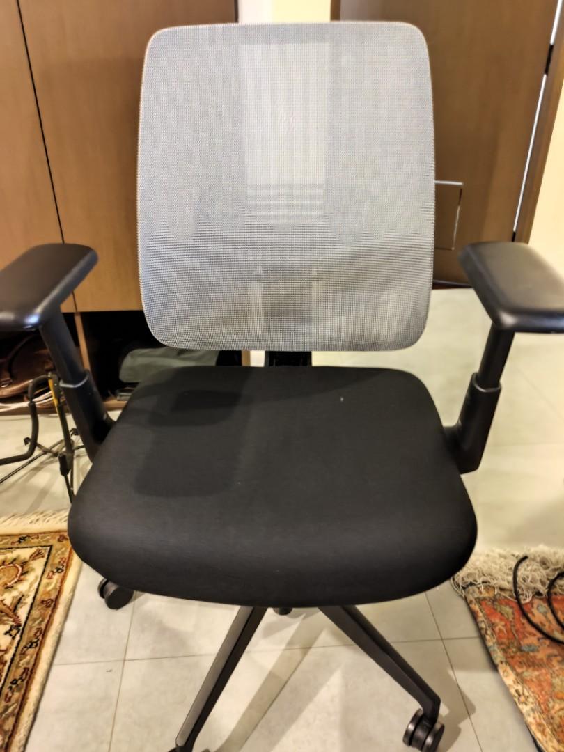 Haworth Chair Office adjustable arm height, Furniture & Home Living