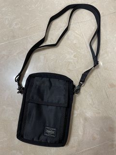（分類：）位於 。 由 kakayeka 提交（商品編號 1068145896，圖片 1）。簡介： 。