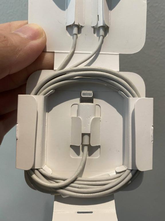 iPhone Earphones (Category: Earphones) located in Quezon City. Submitted by amgesca (Listing ID 1068055123, Image 3). Description: Slightly bitten by my dog but working 100% great! iPhone earphones no issues..