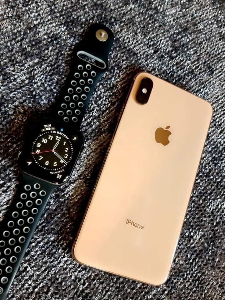Iphone Xs Max Iphone watch Series 4, 44MM (Category: iPhone X Series) located in Manila. Submitted by yssay23 (Listing ID 1068129508, Image 3). Description: Iphone Xs Max 256gb Iphone watch series 4, 44M Complete package ( Charger, earphones, box,) No dents, no scratches, no issue makinis pa sa asawa o jowa mo na bagong derma. Pwede sa maarte 35000 price still negotiable for sure buyer. Pm lang, txt this number 09310813804 for faster transaction.