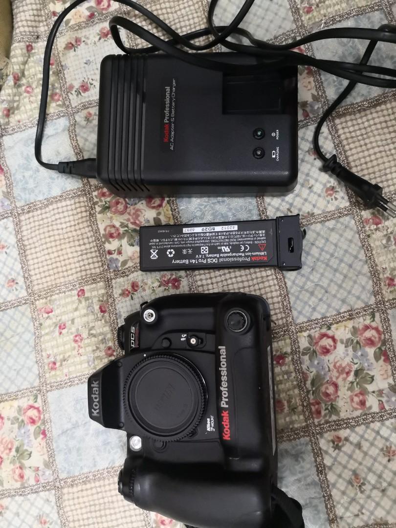 東京SC)2)Kodak コダック DCS Pro 14N ボディ + チャージャー ...