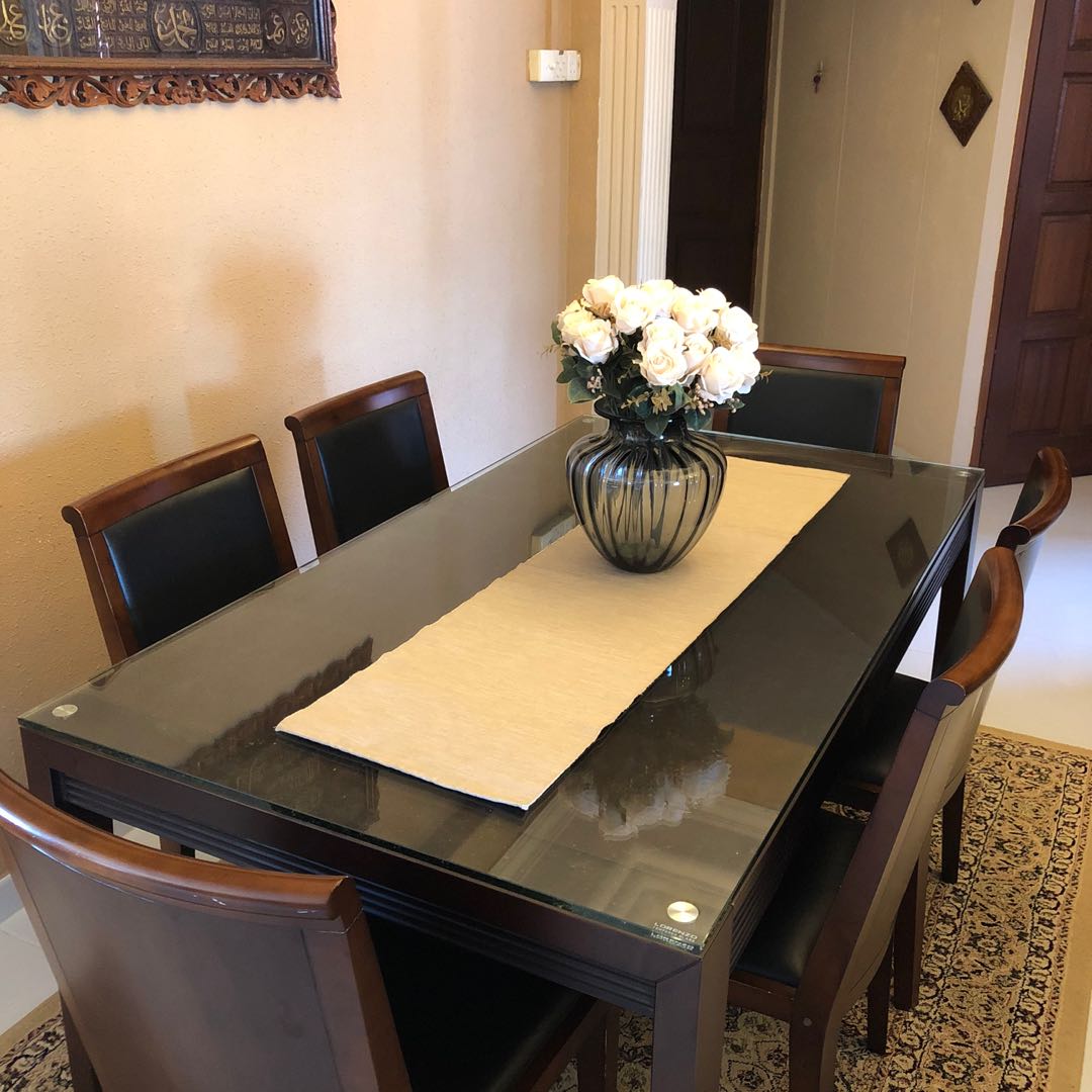 Lorenzo dining shop table price