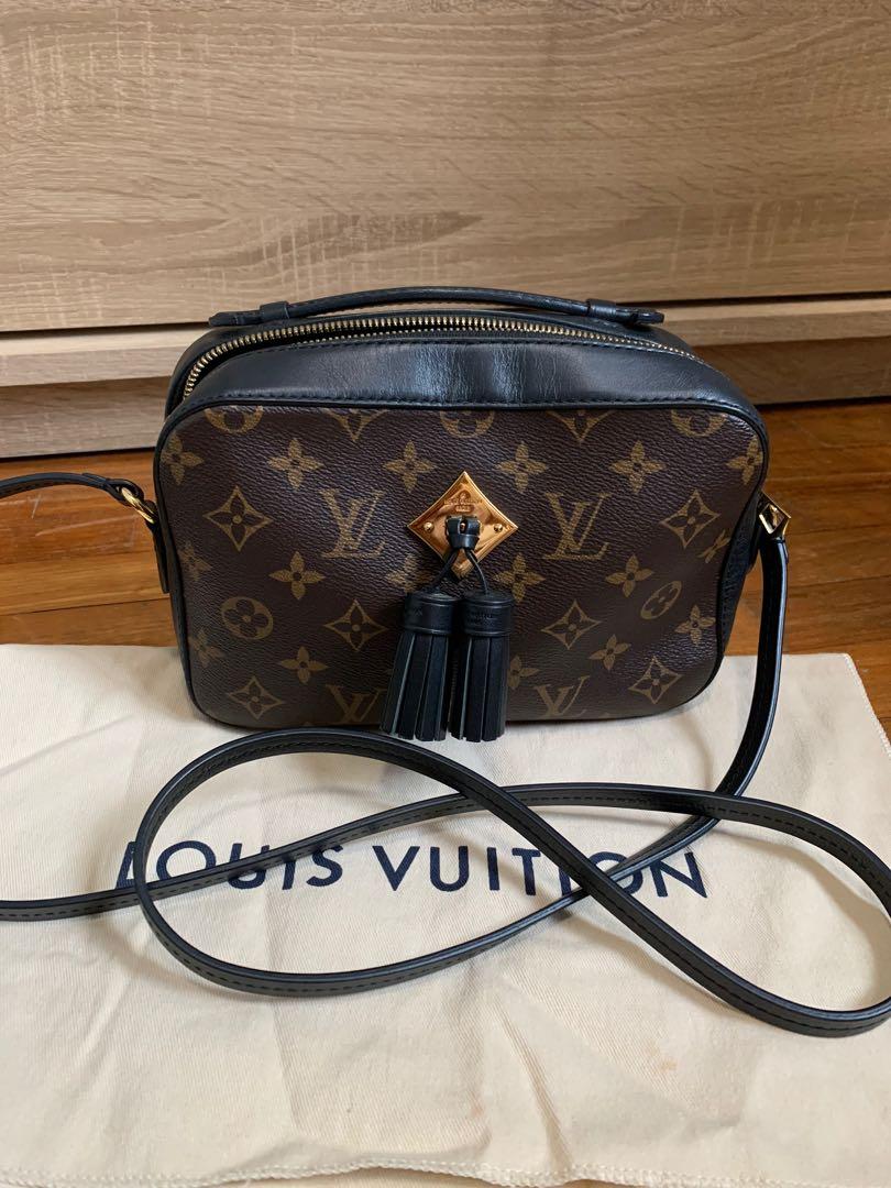 What Fits Inside Louis Vuitton Saintonge 