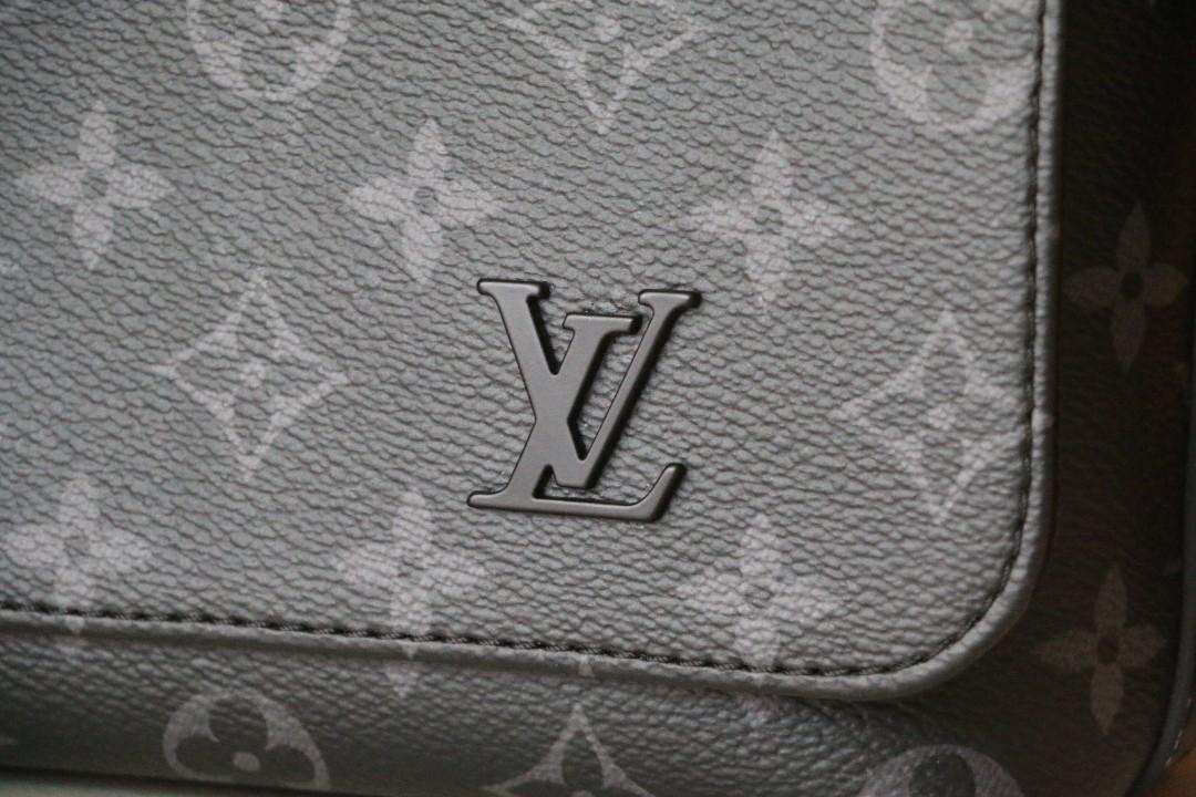 Shop Louis Vuitton MONOGRAM 2022 SS District pm (M45272) by