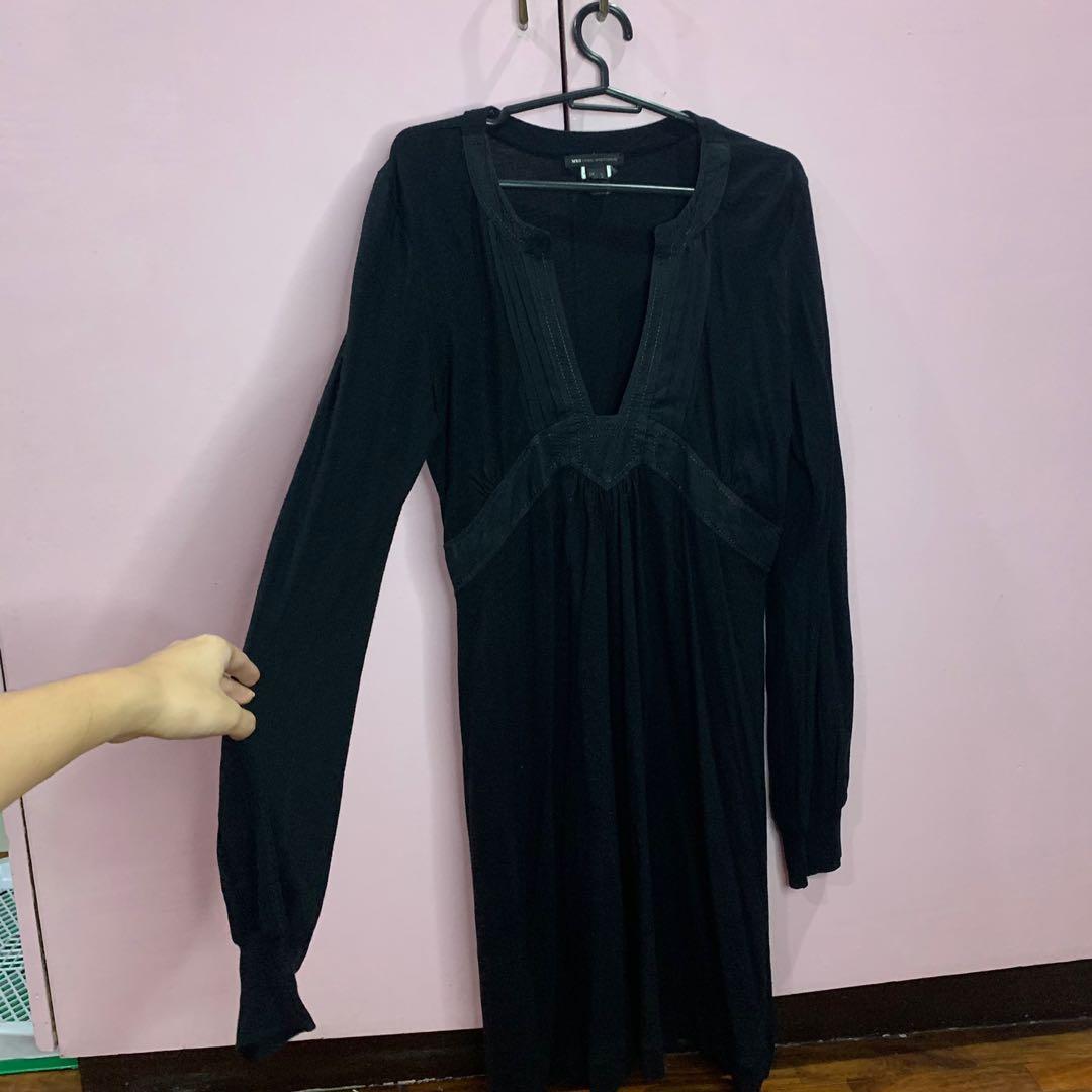 Mango Black Boho Dress (Category: Dresses) located in Pasig City. Submitted by ysabeldc (Listing ID 1068126063, Image 1). Description: Can be used for beach outerwear also! Fits Medium to Large Frames. 10/10 condition Quality soft fabric .