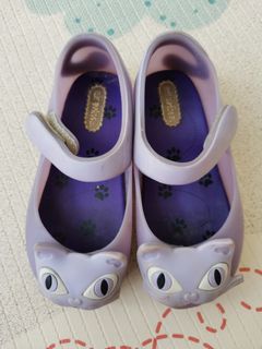 (Category: ) located in . Submitted by _believe_ (Listing ID 1068006135, Image 1). Description: .