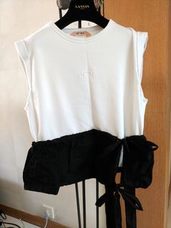（分類：）位於 。 由 jer0917 提交（商品編號 1068143909，圖片 1）。簡介： 。