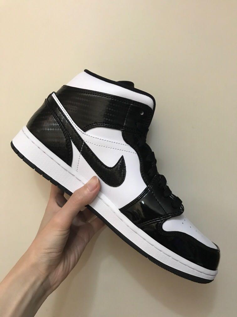 jordans mid carbon