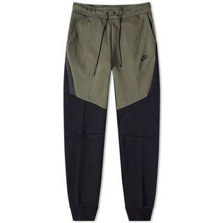 nike tech fleece bottoms sale