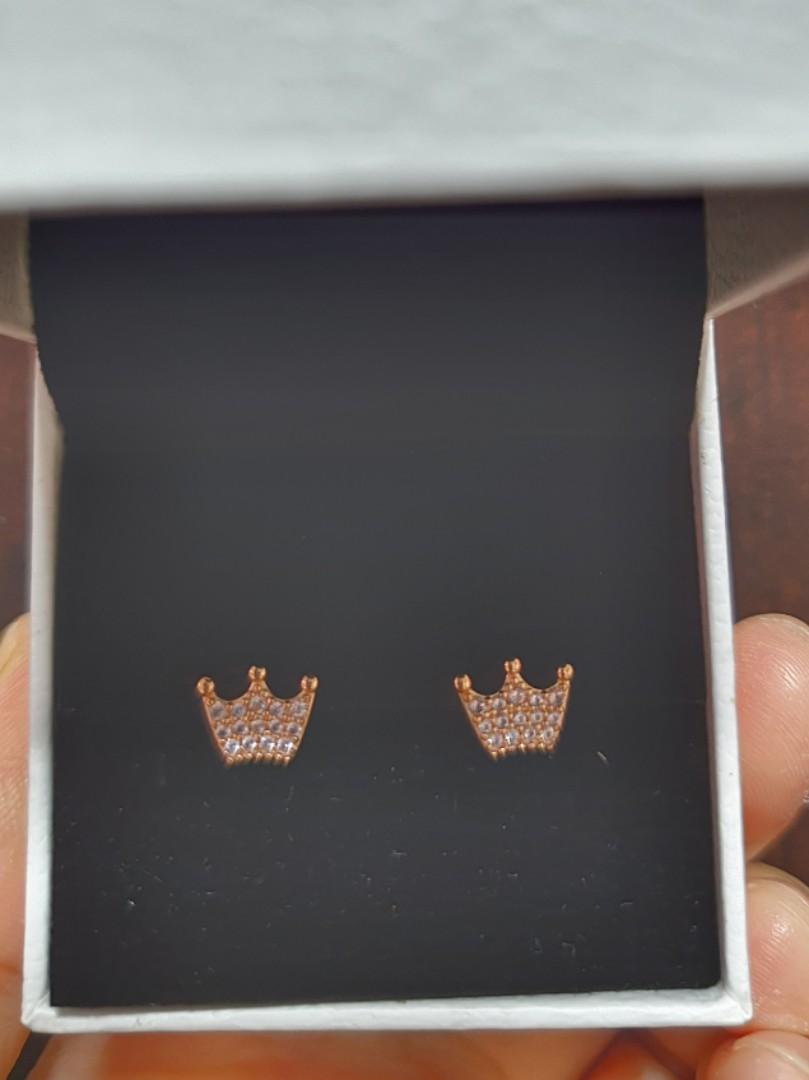 Pandora crown earrings deals rose gold