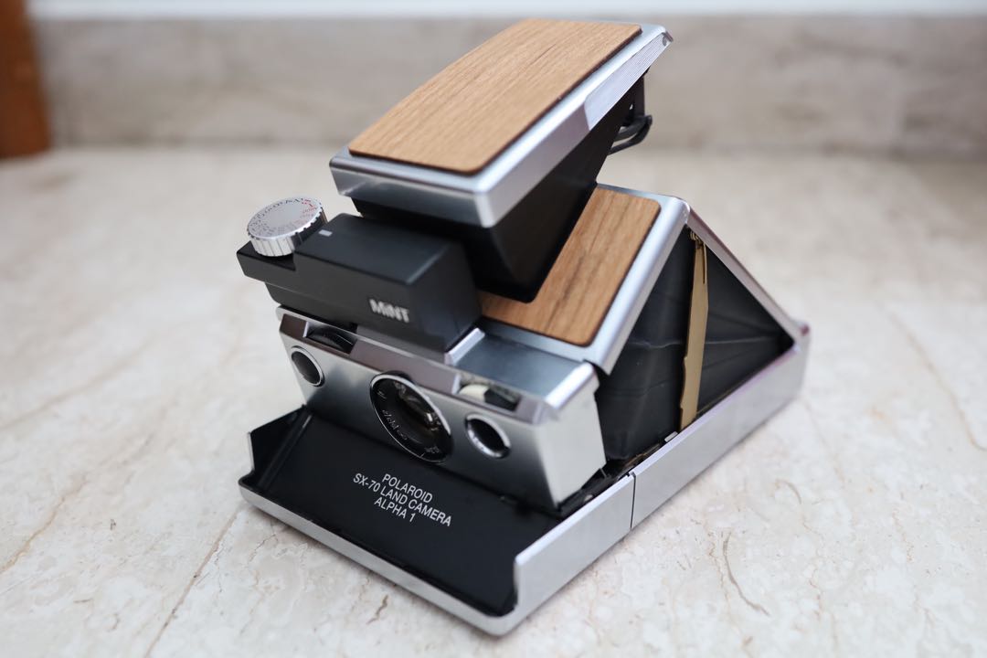 Polaroid SX-70 Model 1 Starter Package by MiNT