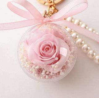 (Category: ) located in . Submitted by pcpt26_swarovski_lover (Listing ID 1065011871, Image 1). Description: .