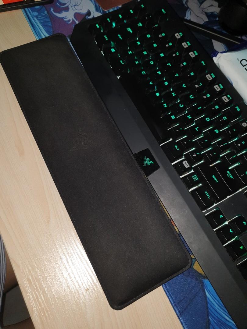 Razer keyboard wrist rest, Computers & Tech, Parts & Accessories