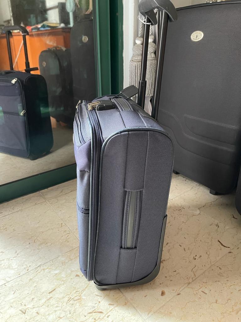 Samsonite spark top cabin luggage