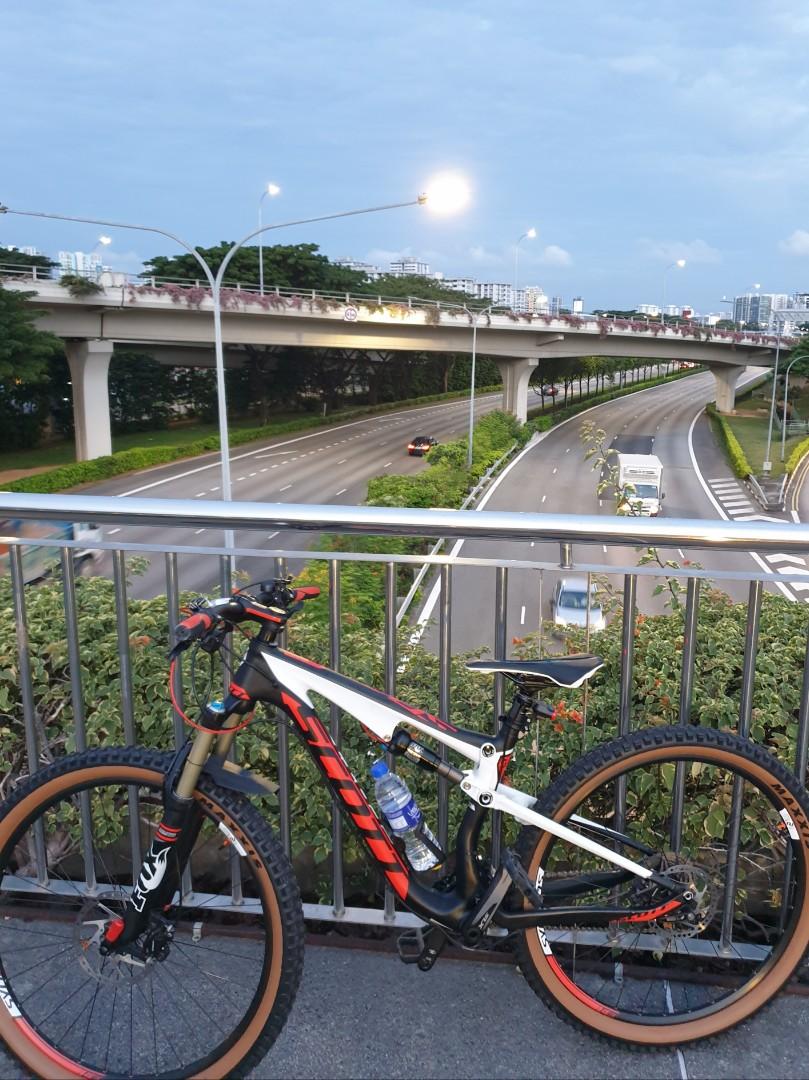 Scott spark deals 730 carbon
