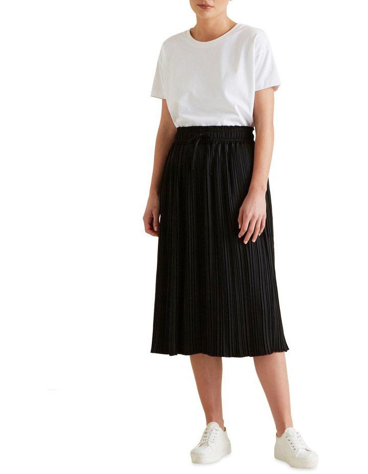 Seed pleated skirt Clearance