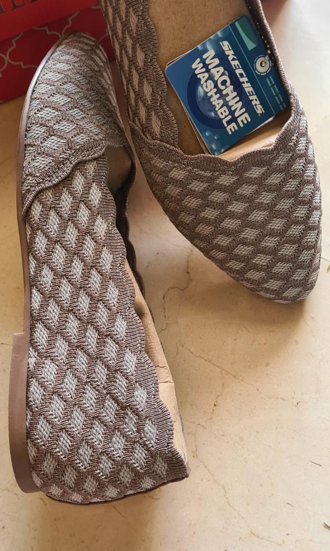 Skechers store cleo scallop