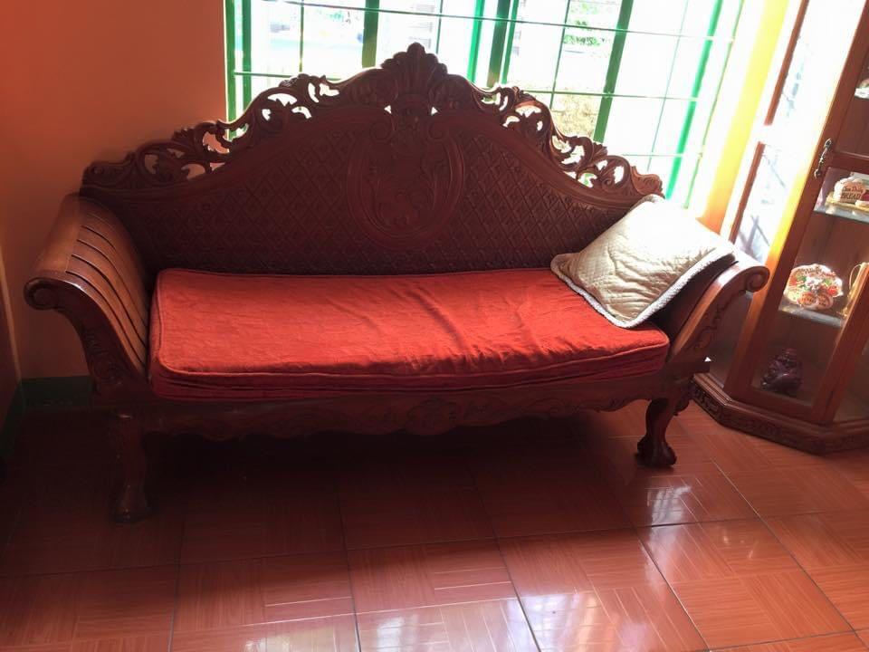 Narra sofa store with foam