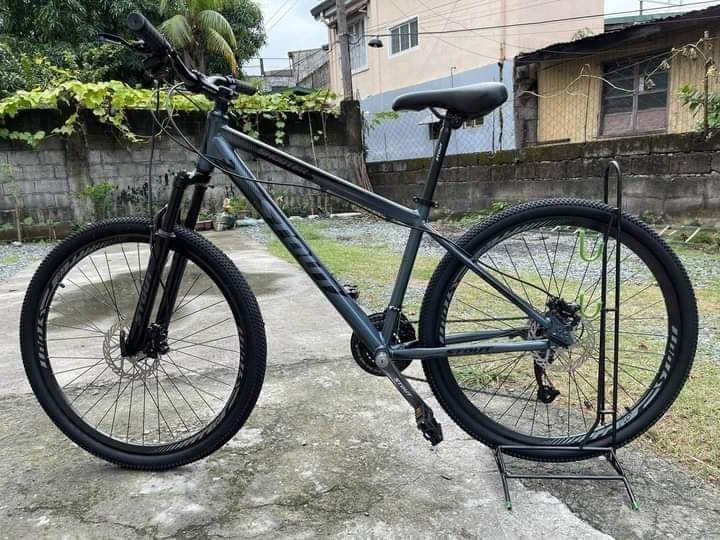 STOUT SHOOTER ALLOY MOUNTAIN BIKE 27.5 