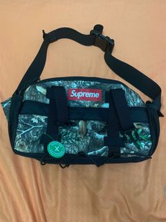 (Category: ) located in . Submitted by arifasyraf95 (Listing ID 1068201874, Image 1). Description: .