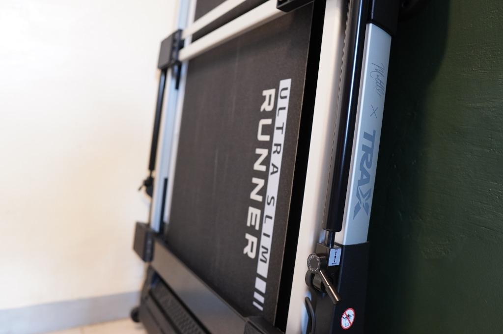 trax ultra slim runner