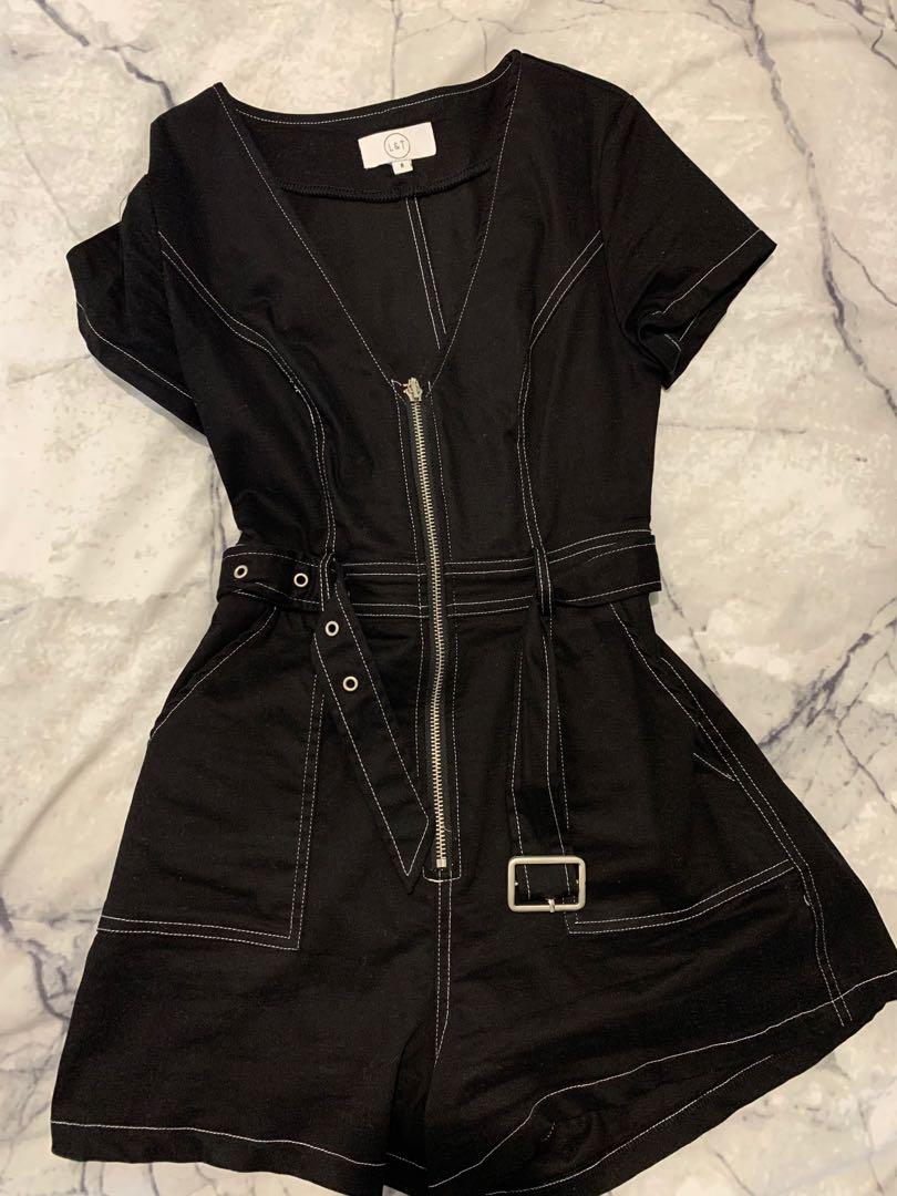 universal store black dress