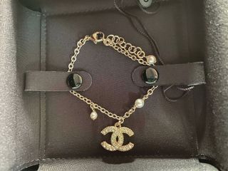 （分類：）位於 。 由 chanelcclove 提交（商品編號 1068114262，圖片 1）。簡介： 。