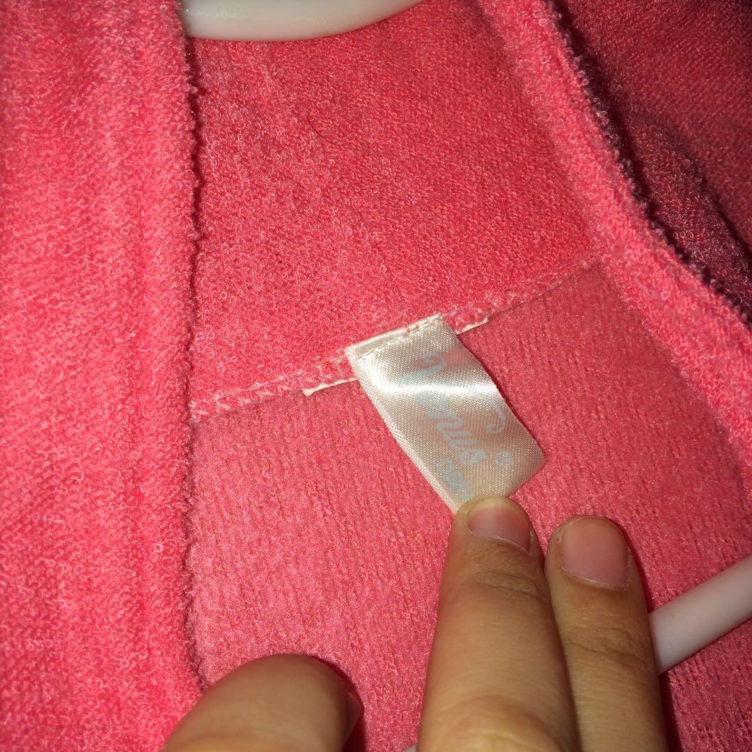 venus pink cotton bathrobe (Category: Bath) located in Malolos. Submitted by dprm12 (Listing ID 1068122696, Image 2). Description: ~ condition: 9/10 ~ super comfy ng cotton material!! .