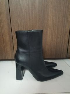 （分類：）位於 。 由 danicalaw8317 提交（商品編號 1068058790，圖片 1）。簡介： 。