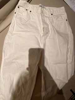 (Category: ) located in . Submitted by closet_collection (Listing ID 1068133424, Image 1). Description: .