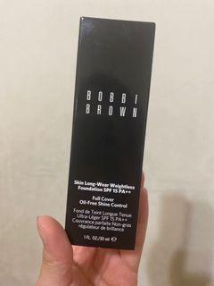 （全新未拆封）（2/8購入） Bobbi Brown 持久無痕輕感粉底液 #warm porcelain