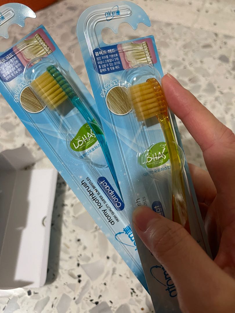 atomy brush
