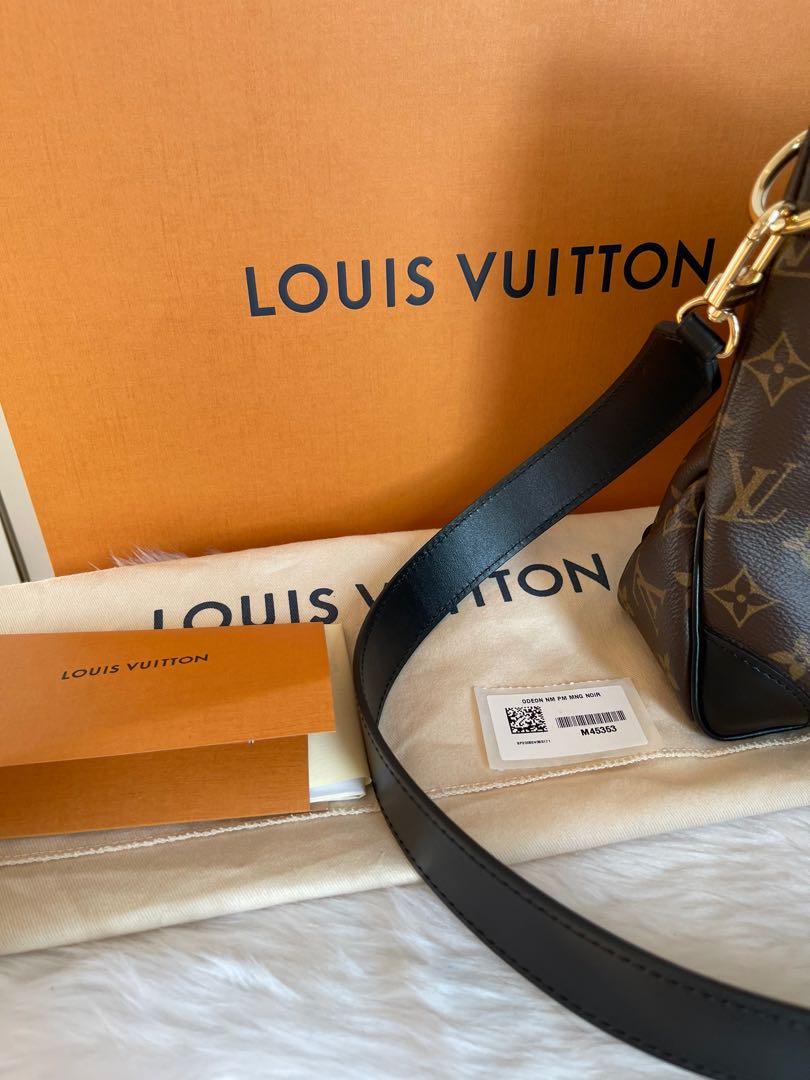 Louis Vuitton Odeon Monogram MM REVIEW- What fits inside? Mod shots 