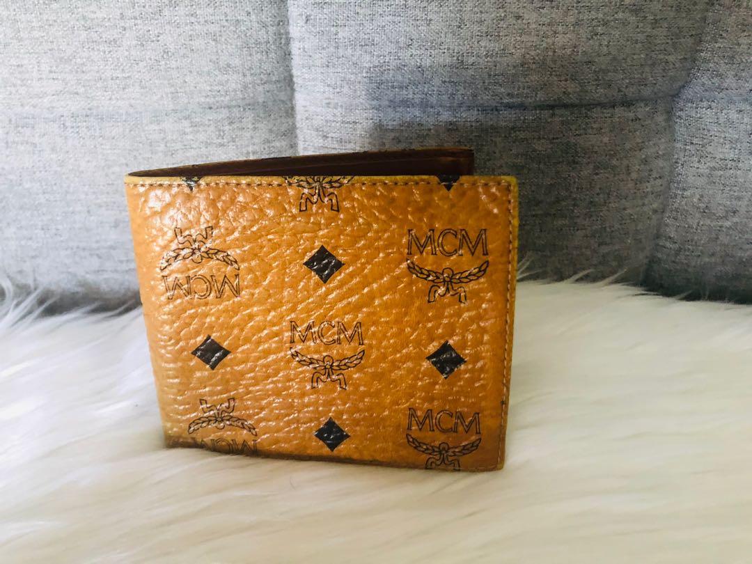 Fake shop mcm wallet