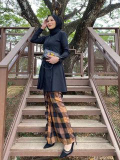 (Category: ) located in . Submitted by preloveditem_adel (Listing ID 1068252919, Image 1). Description: .