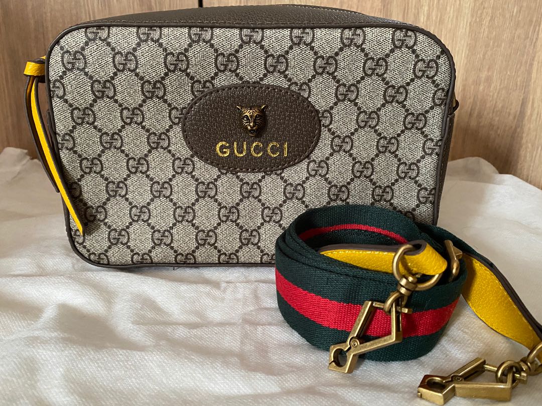 Male hotsell gucci bag