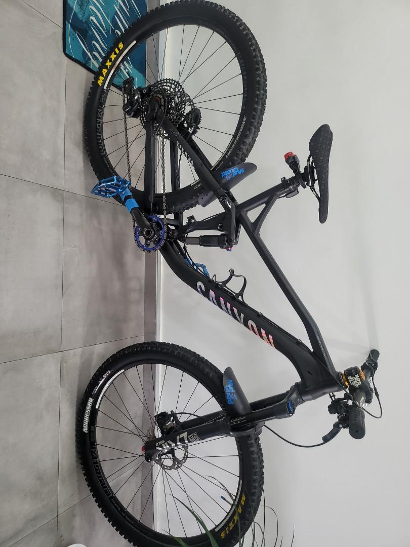 Canyon nerve L size 29er